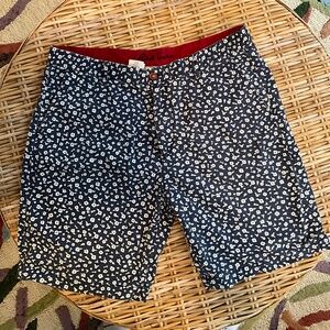 Robert Graham Floral Shorts Size 36
